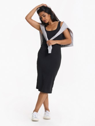Vuori Halo Essential Dress 2