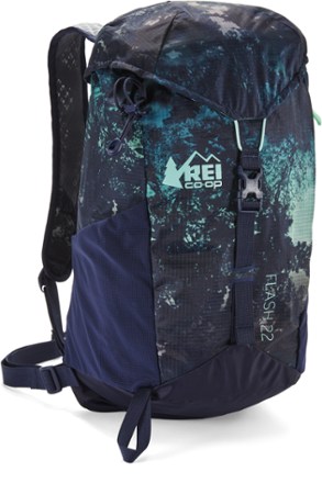 rei flash 22 backpack