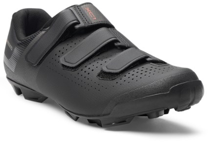 XC1 Mountain Bike Shoes - Men's [3/4 view (Black)]