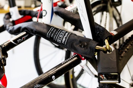 Hiplok Home Gold Chain Lock 2