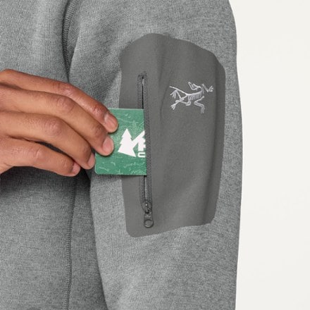 Arc'teryx Covert Half-Zip - Men's 6