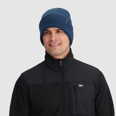 Outdoor Research Pitted Beanie 1