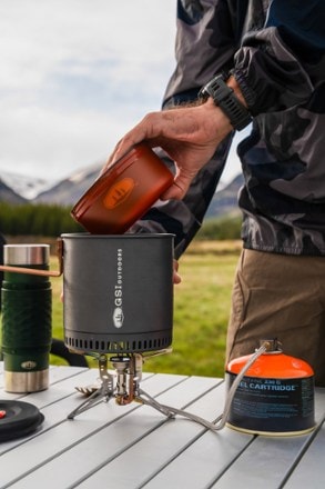 GSI Outdoors Isobutane Fuel Canister - 230 g 4
