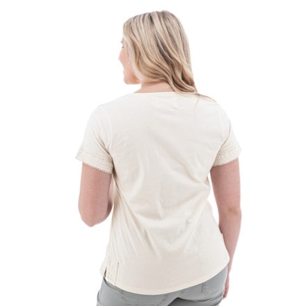 Aventura Belle Top - Women's 1