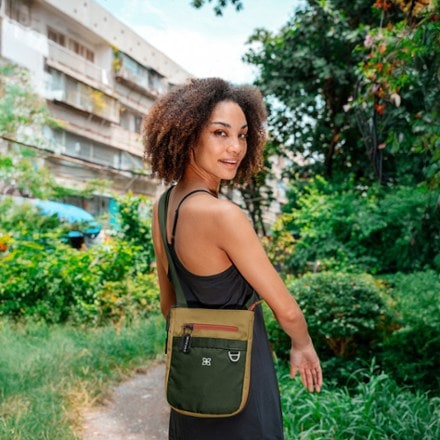 Sherpani Lima Shoulder Bag - Women's 8