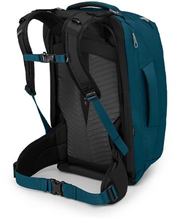 NEW & UPDATED  Osprey Farpoint 40 Review (2 Weeks of Use) 