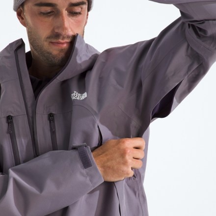 The North Face Valley View Jacket - Men's 5