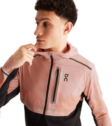 On Weather Jacket Lumos - Men's 4