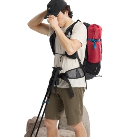 Arc'teryx Gamma SL 11" Shorts - Men's 6