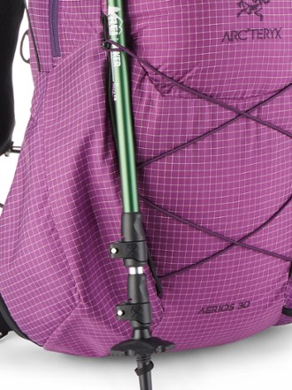 Arc'teryx Aerios 30 Pack - Women's 9
