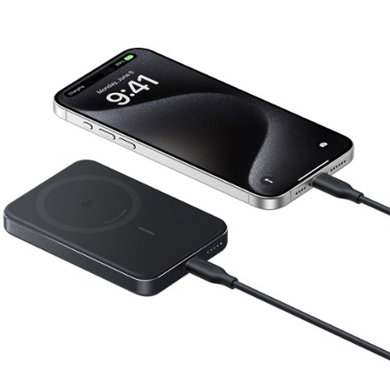 Anker MagGo Power Bank (10,000 mAh, Slim) | REI Co-op