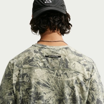 Nike ACG Solar Chase T-Shirt - Men's 4