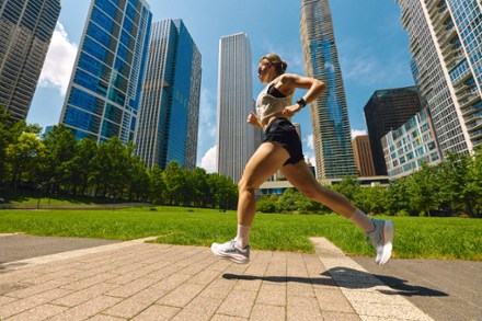 Location Image for Bondi 9 Road-Running Shoes - Women's