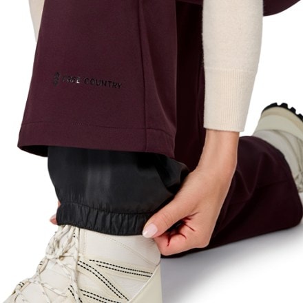 Free Country Stormlite Super Softshell Ski Pants - Women's 4