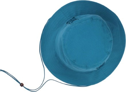 CTR Criss Cross Bucket Hat - Women's 2