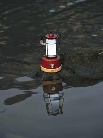 Location Image of color Red