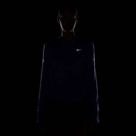 Nike Swift Dri-FIT UV Long-Sleeve Crewneck Top - Women's Reflective decals