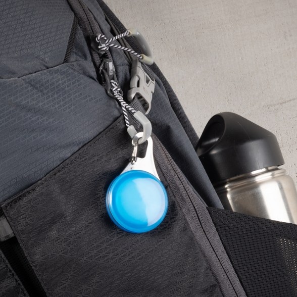 Location Image of color Blue