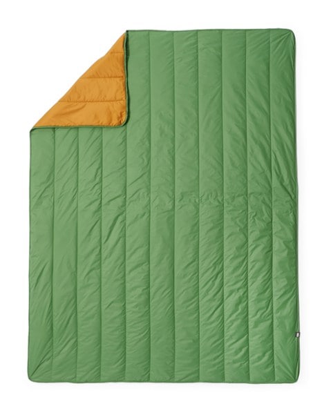 REI camp blanket Ryegrass green