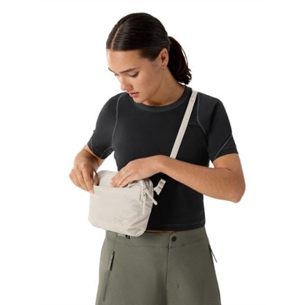 Arc'teryx Heliad Crossbody Bag 5