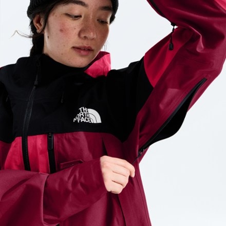 The North Face Summit Verbier GTX Jacket - Women's 6