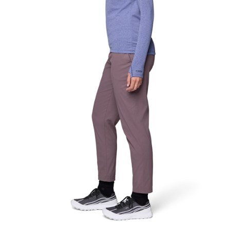 Mountain Hardwear Dynama Ankle Pants - Women's 4