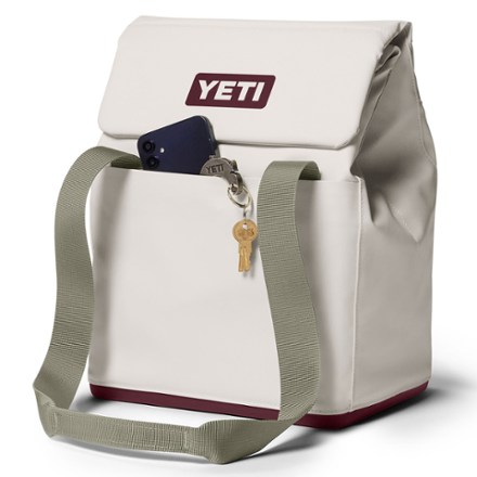YETI Daytrip 14 L Insulated Tote Bag 5