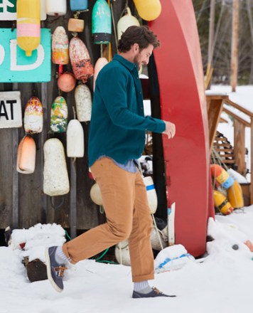 Detail Image of color Blue Spruce