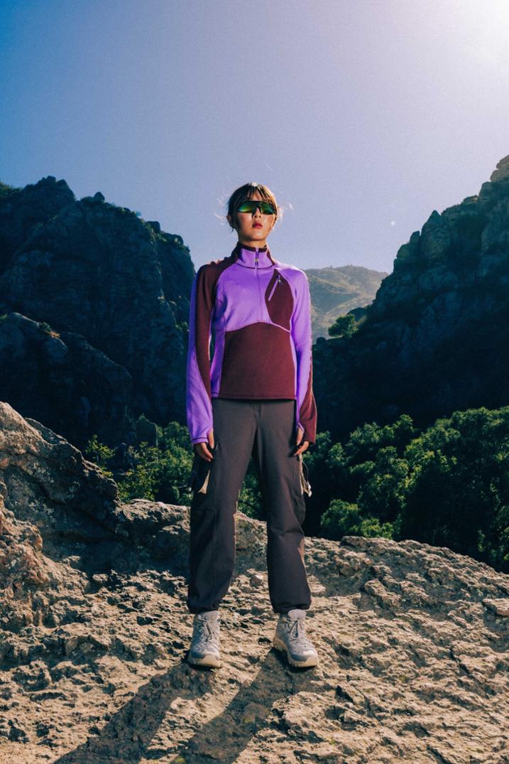 Location Image for Joytrek Grid Fleece Zip-Neck Pullover - Women's