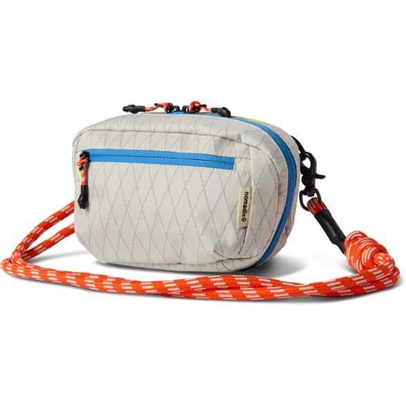 Product Image of color Driftwood Off White