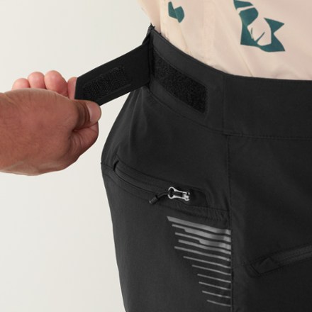 Endura SingleTrack Lite Bike Shorts - Men's 5