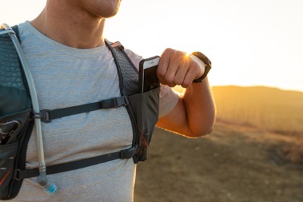 rei hydration pack running