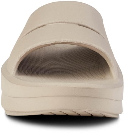 OOFOS OOmega OOahh Sandals - Women's 3