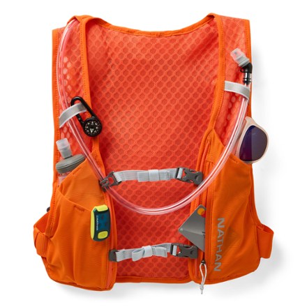 Nathan QuickStart 3.0 6 L Hydration Vest 5