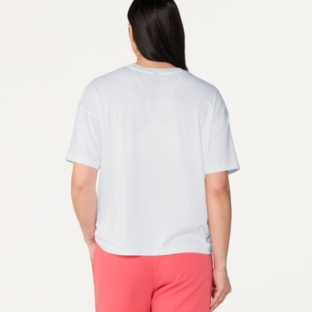 Vuori Energy Long T-Shirt - Women's 2