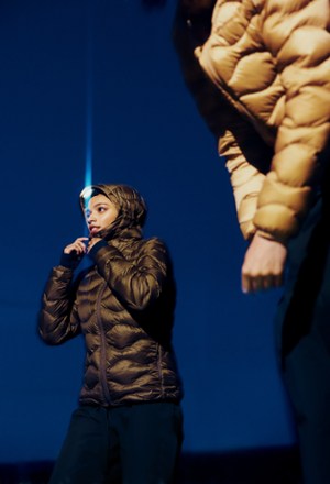 Location Image for Helium Down Hood Jacket - Women's