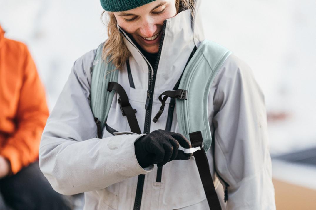Location Image for Zoid Snow Hydration Pack