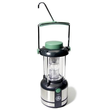 GE Battery Powered Lantern uses 4 d batteries