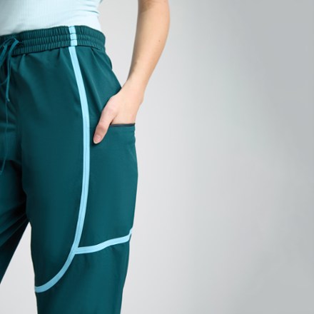 SENIQ Tectonic Pants - Women's 4