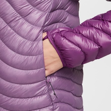 Nike ACG Lava Flow UL Down Jacket - Women's 2