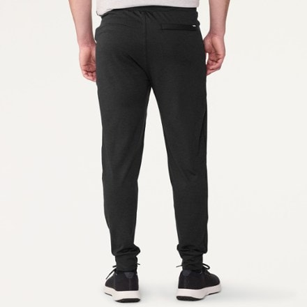 Vuori Ponto Performance Joggers - Men's 4