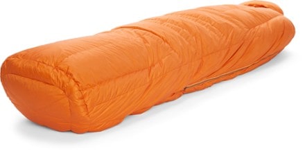 Mountain Equipment Snowline Sleeping Bag 3/4 foot view (Marmalade)