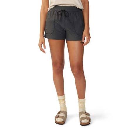 Mountain Hardwear Chill Action Shorts - Women's 1