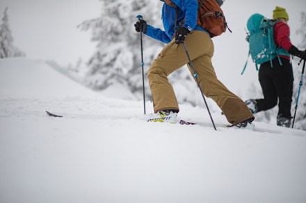 Location Image for First Chair GTX Bib Snow Pants - Women's