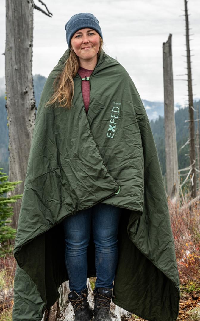 Location Image for LuxeWool Blanket Uno