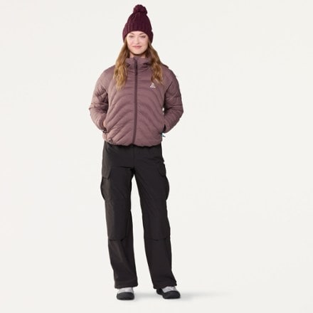 Nike ACG Lava Flow Hooded Insulated Jacket - Women's 5