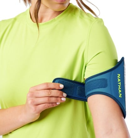 Nathan Super 5K Smartphone Armband 4