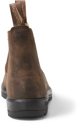 Blundstone Classic Chelsea Boots Back view (Rustic Brown)