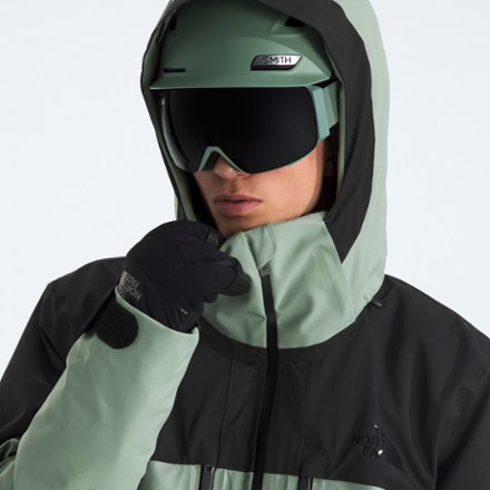 The North Face Chakal Insulated Jacket - Men's 6