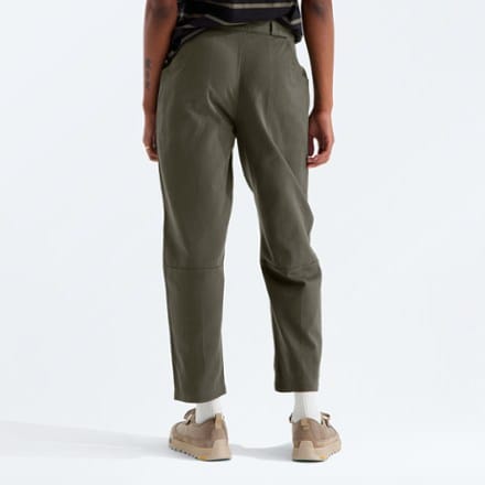 The North Face Pine Crest Heavy Barrel-Leg Pants - Women's 1
